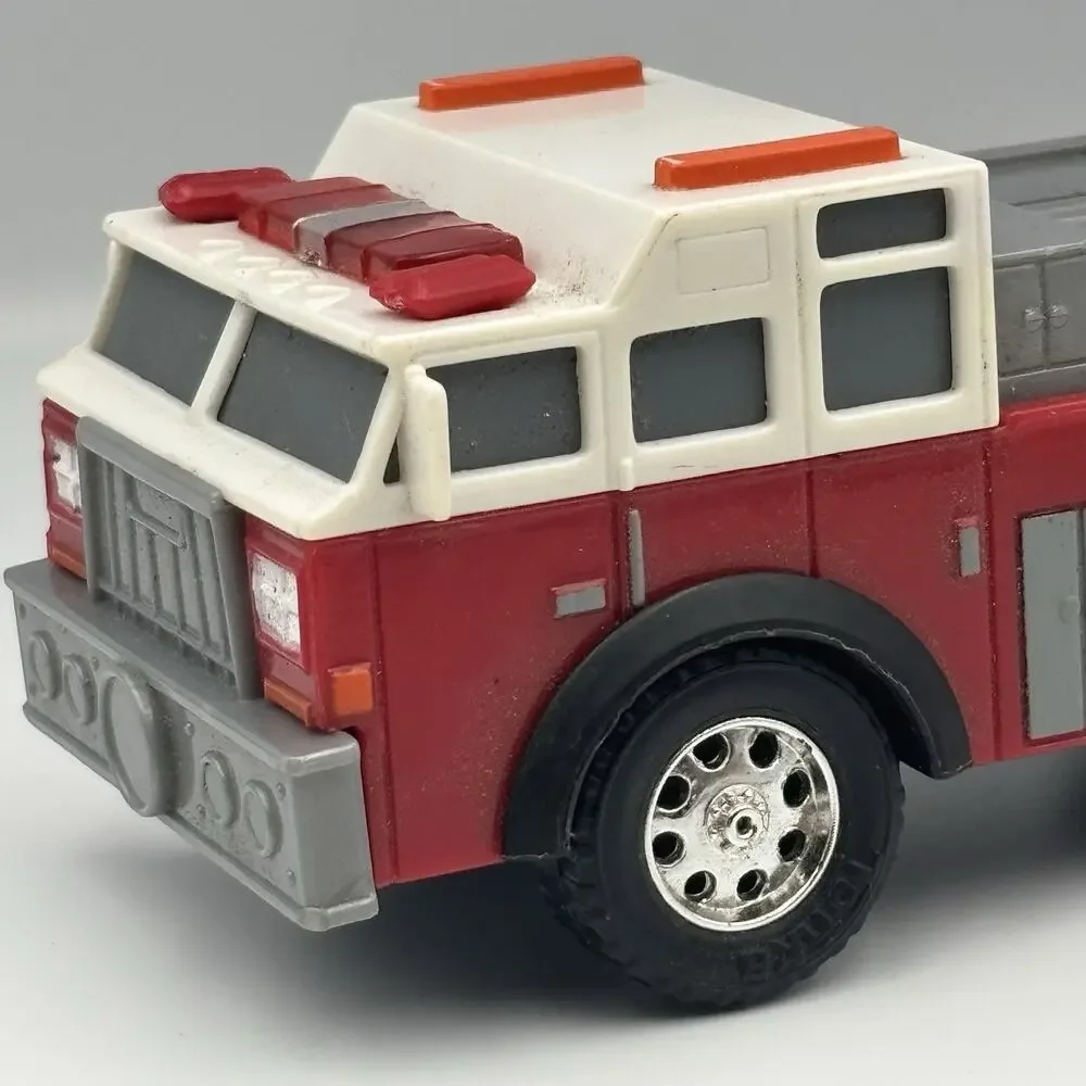 Tonka Toughest Minis Fire Truck Engine 07834 Hasbro 2016 Funrise Red White